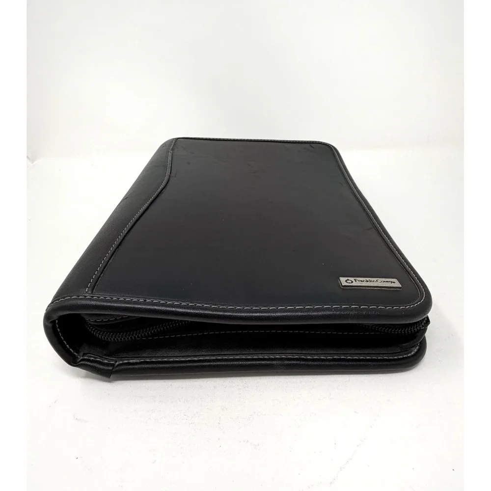 Franklin Covey Black Zip Around Planner Binder Organizer 1.5